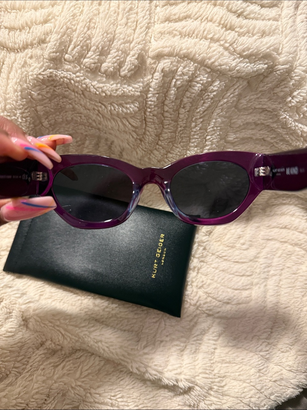 Kurt Geiger NIP Purple Cat-Eye Sunglasses - Picture 7 of 8